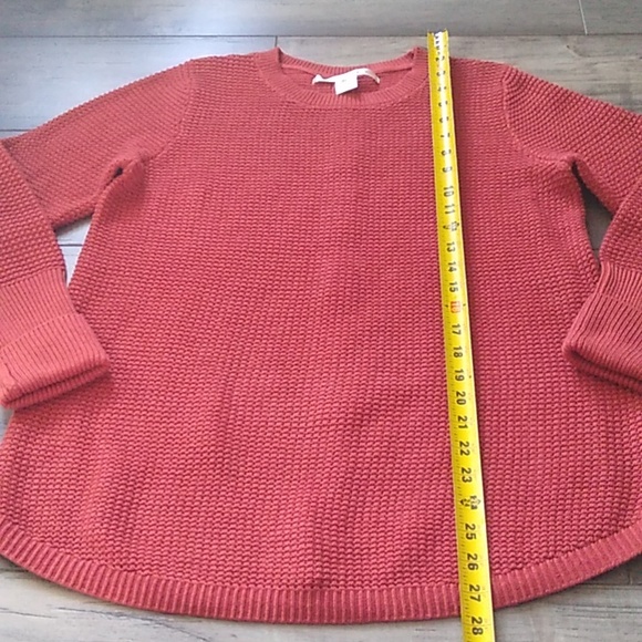 Max Stuido Rust Colored Sweater with back button detail Size Large - Picture 5 of 10